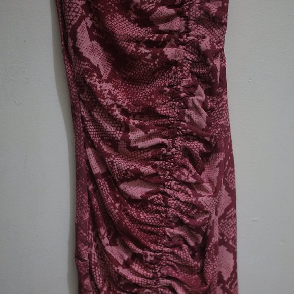 NWT Snake Bodycon Dress. - Picture 4 of 9